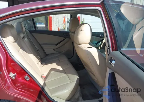 2011 Nissan Altima 2.5 S z USA, uszkodzony, nr VIN 1N4AL2AP5BN476596